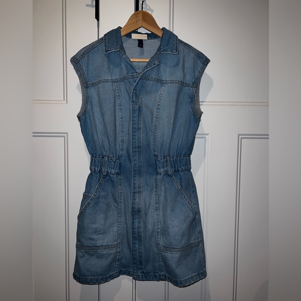 Denim zip up mini dress from Universal Thread in size 4.
